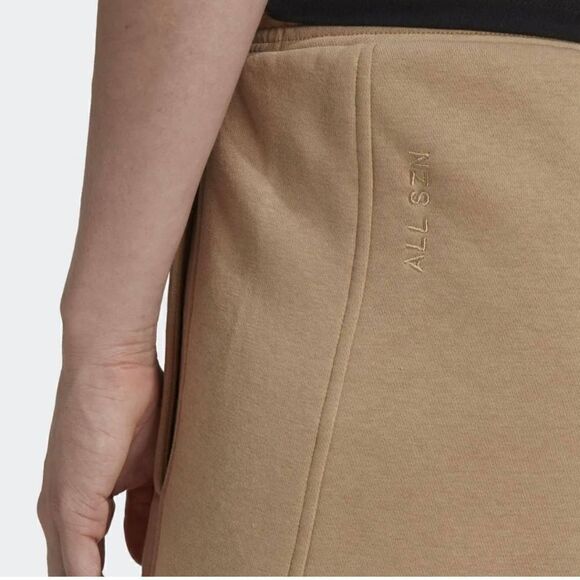 ADIDAS Women's Sportswear All Season SZN Fleece Shorts Beige Tone - Picture 4 of 4